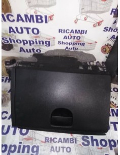VANO CASSETTO PORTAOGGETTI... 2