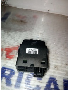 COMANDO REGOLAZIONE FARI... 2