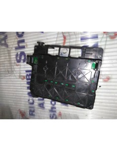 - SCATOLA PORTAFUSIBILI... 2