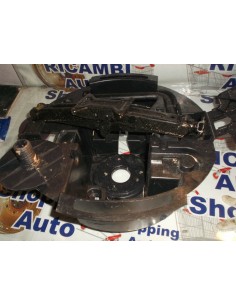   vano  porta cric  senza...