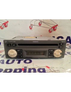 - STEREO AUTORADIO DI SERIE...