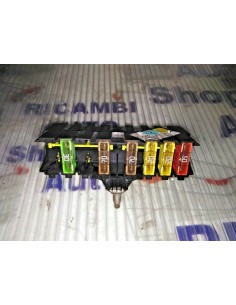 - SCATOLA PORTAFUSIBILI...