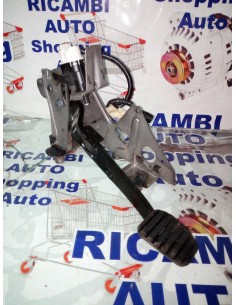 PEDALIERA CON FRENO RENAULT...