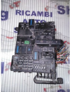 SCATOLA PORTAFUSIBILI... 2