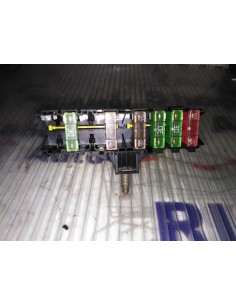 - SCATOLA PORTAFUSIBILI... 2