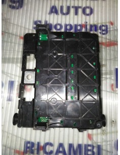 SCATOLA PORTAFUSIBILI... 2